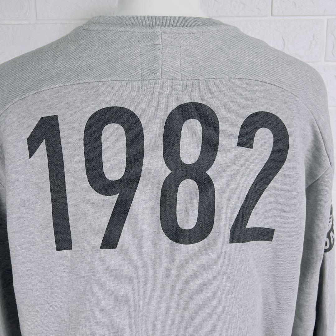 トップス adidas Originals RUN DMC GRAPHIC CREW WR