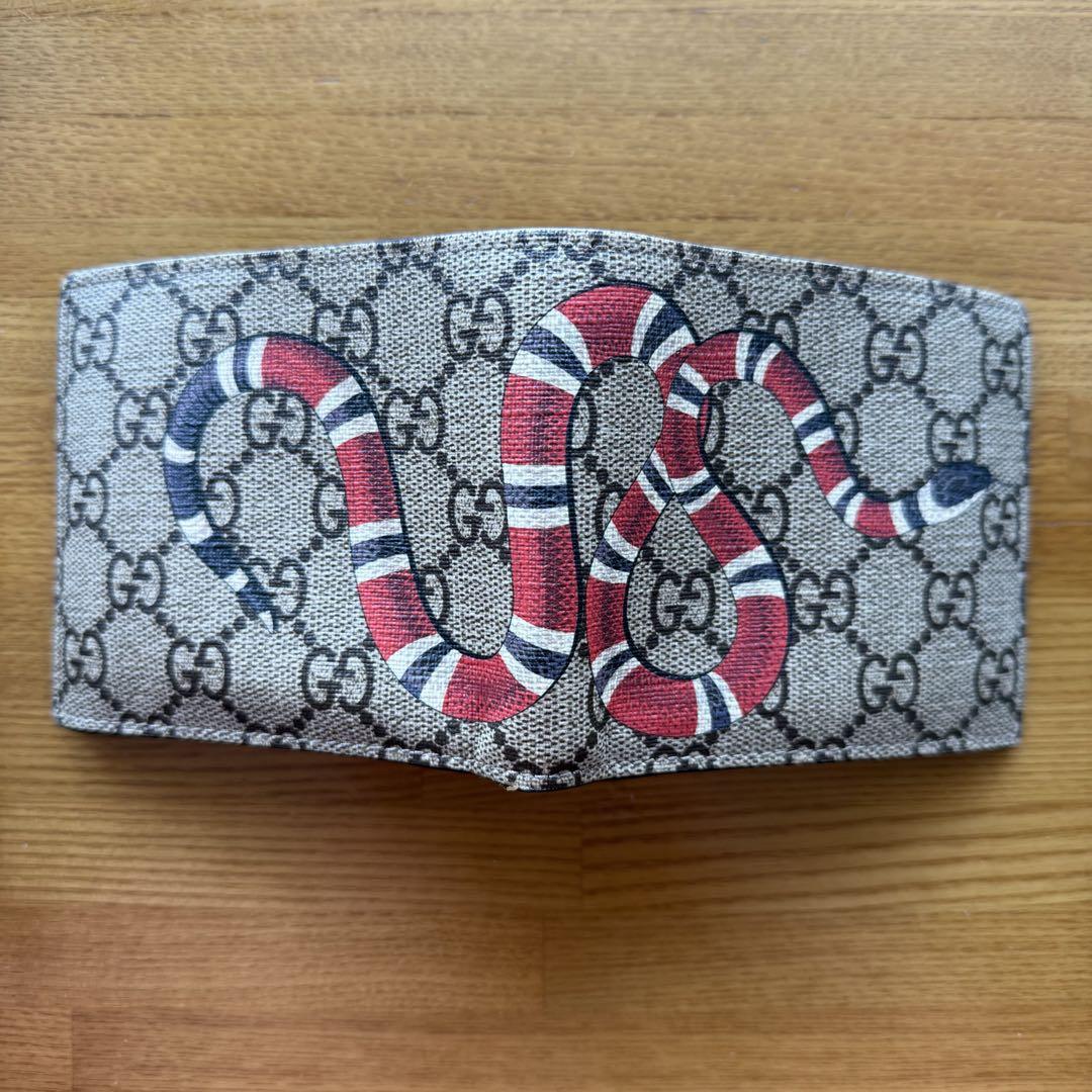 GUCCI スネーク柄 二つ折り財布