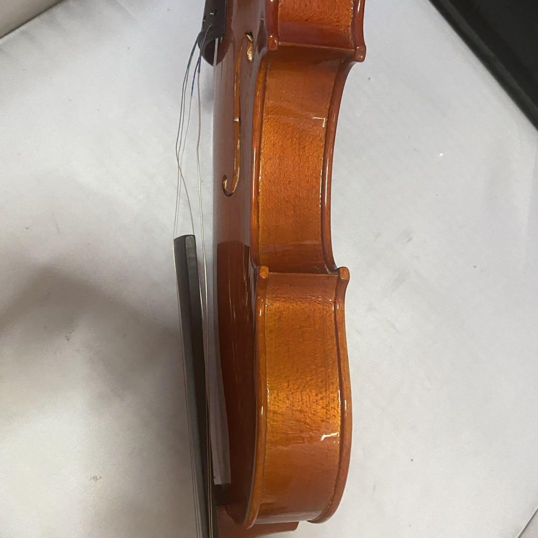 木製バイオリン 現場品になります。