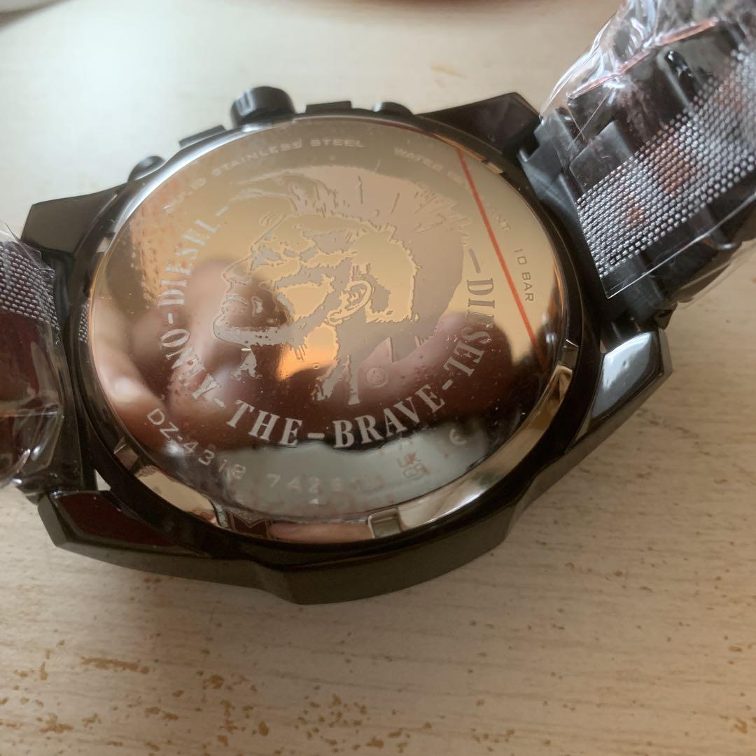 DIESEL 腕時計　DZ4318偏光ガラス　クロノグラフ　メガチーフ　新品