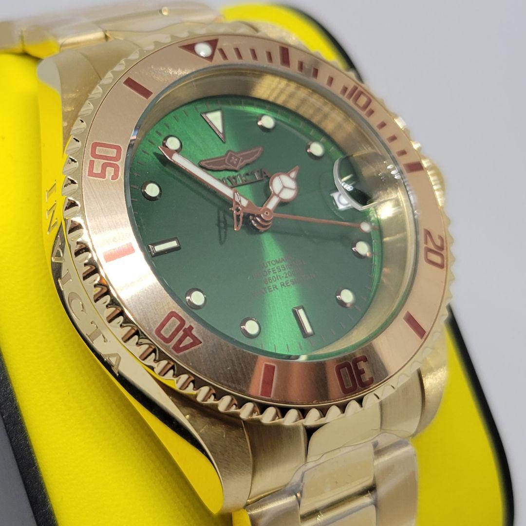 ゴールド×グリーンダイヤルInvicta