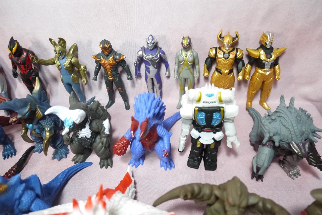 ウルトラ怪獣シリーズ500　怪獣ソフビ　68体セット