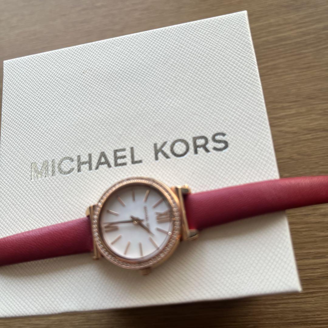 MICHAEL KORS レディース時計 赤