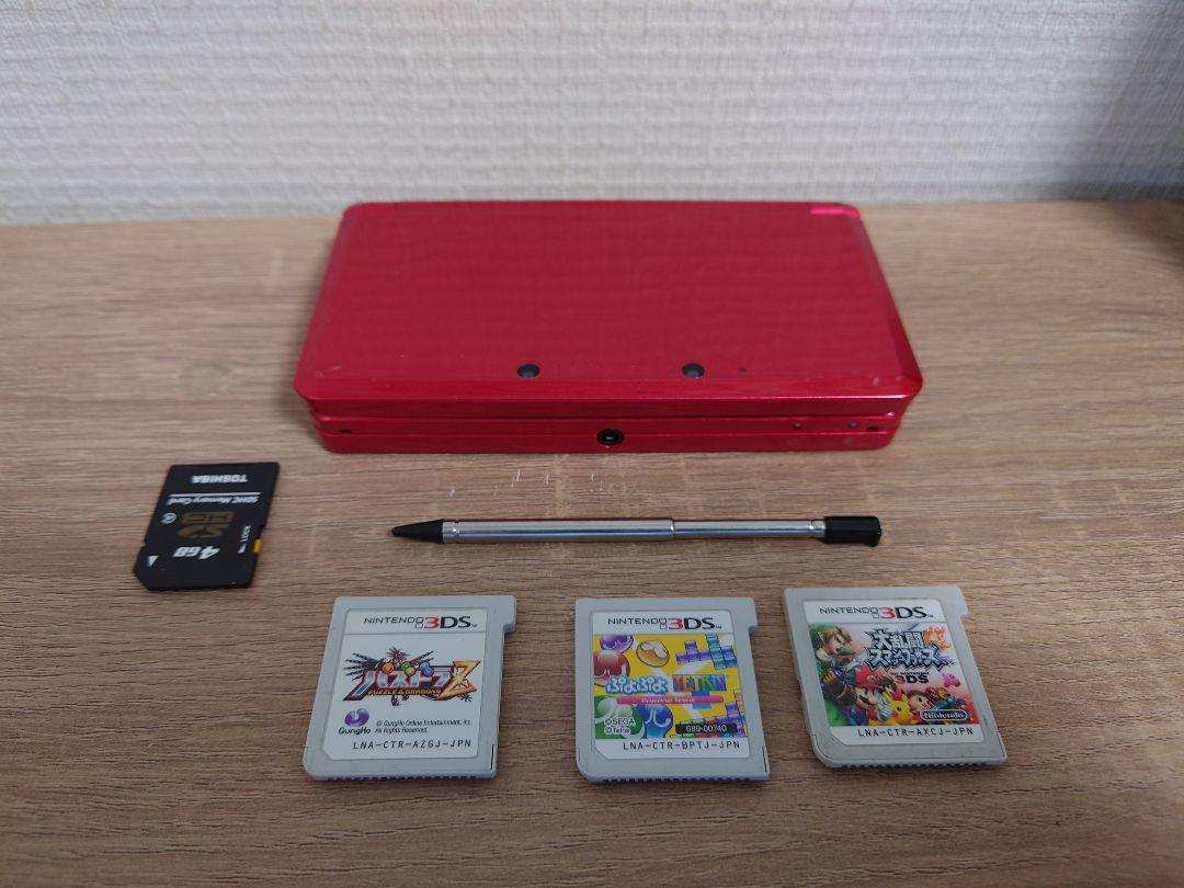 【中古品】任天堂３ＤＳ　レッド　本体＆タッチペン＆SDカード＆ソフト３本付