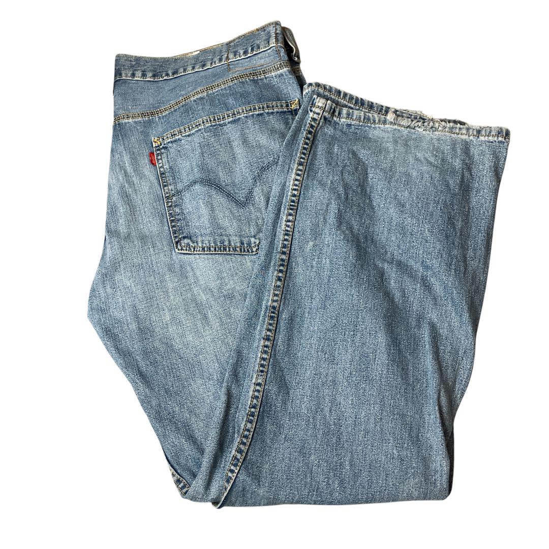 Levi's 