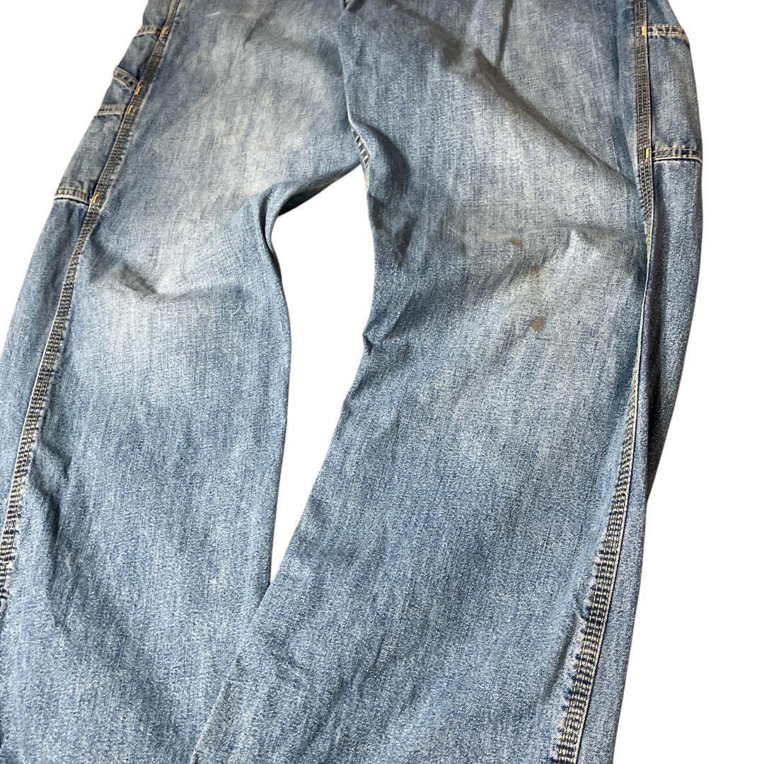Levi's 