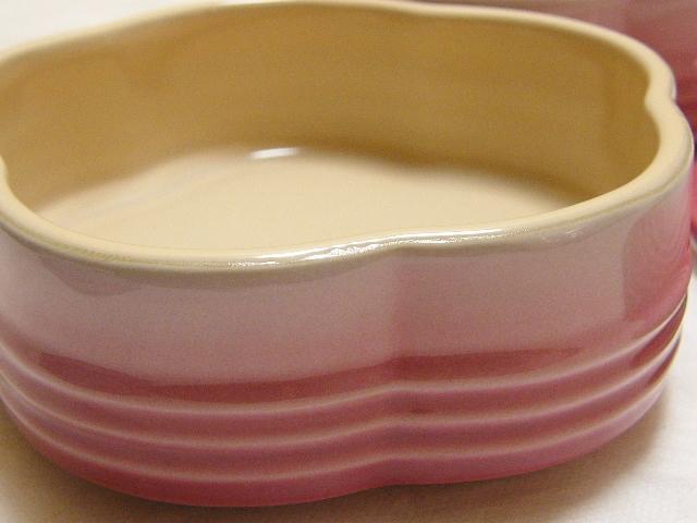 新品在庫あ 新品 ルクルーゼ スタッキングラムカンフルールセット×2組 fgXJC-m91778412059 Le Creuset 通販好評
