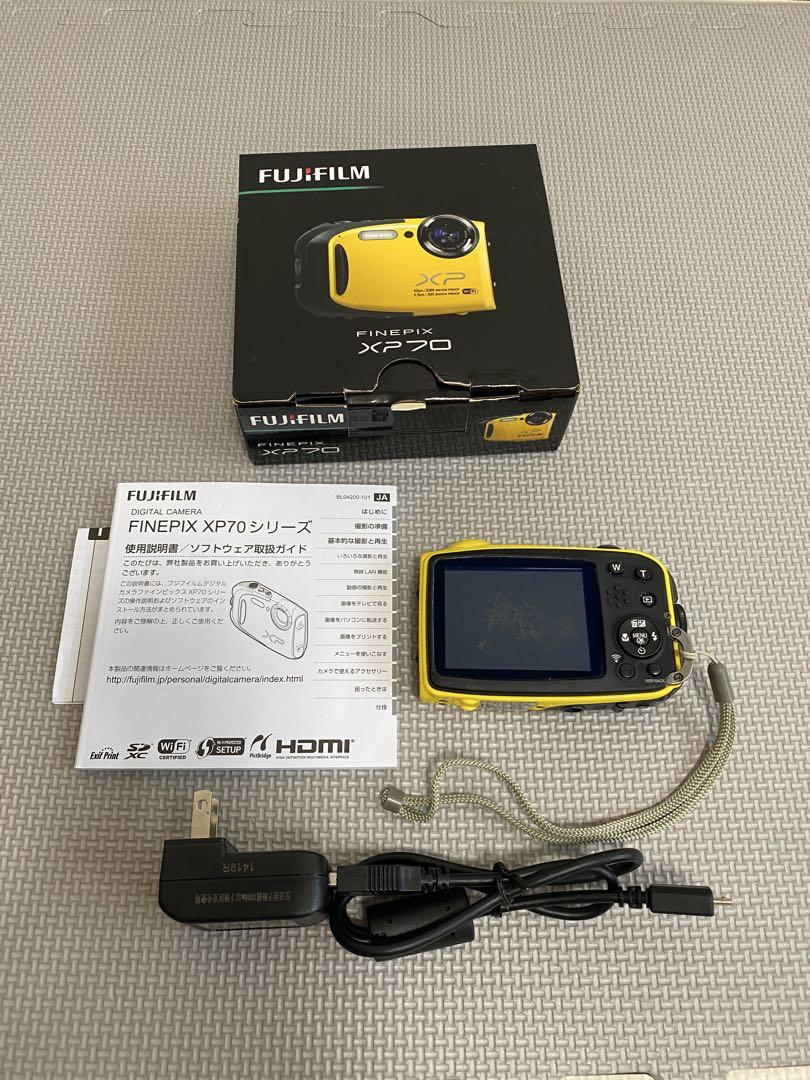 FINEPIX XP70 イエロー 本体と付属品