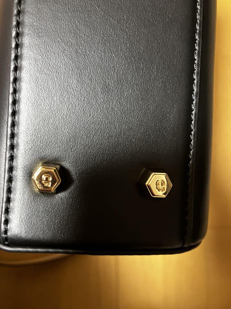 カフネ　ショルダーバッグ ゴールド金具