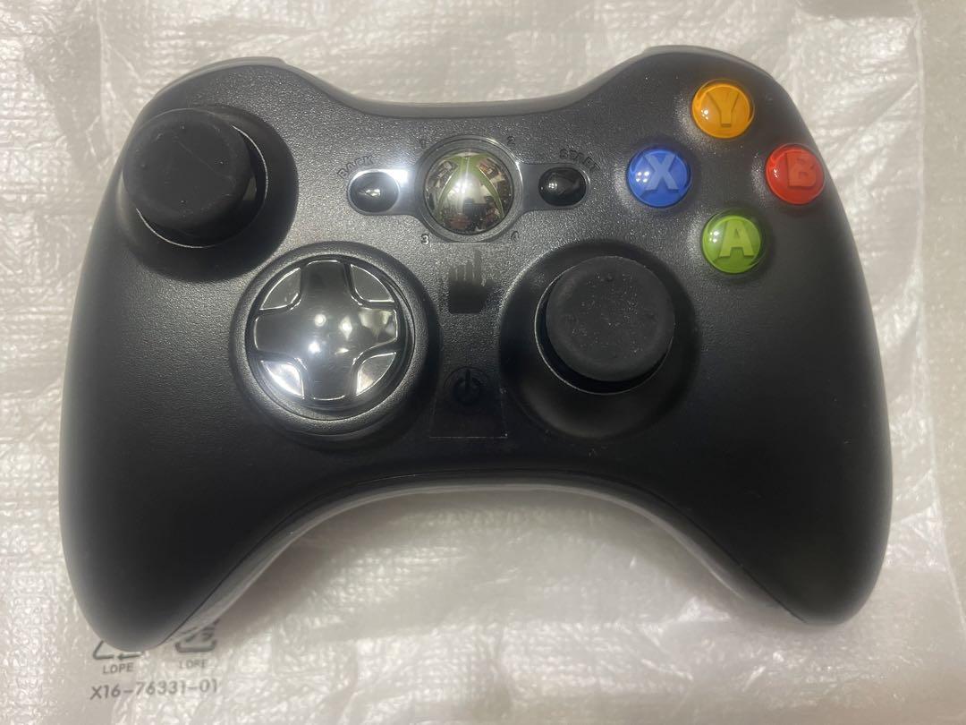 【美品】Microsoft  XBOX 360 4GB + KINECT