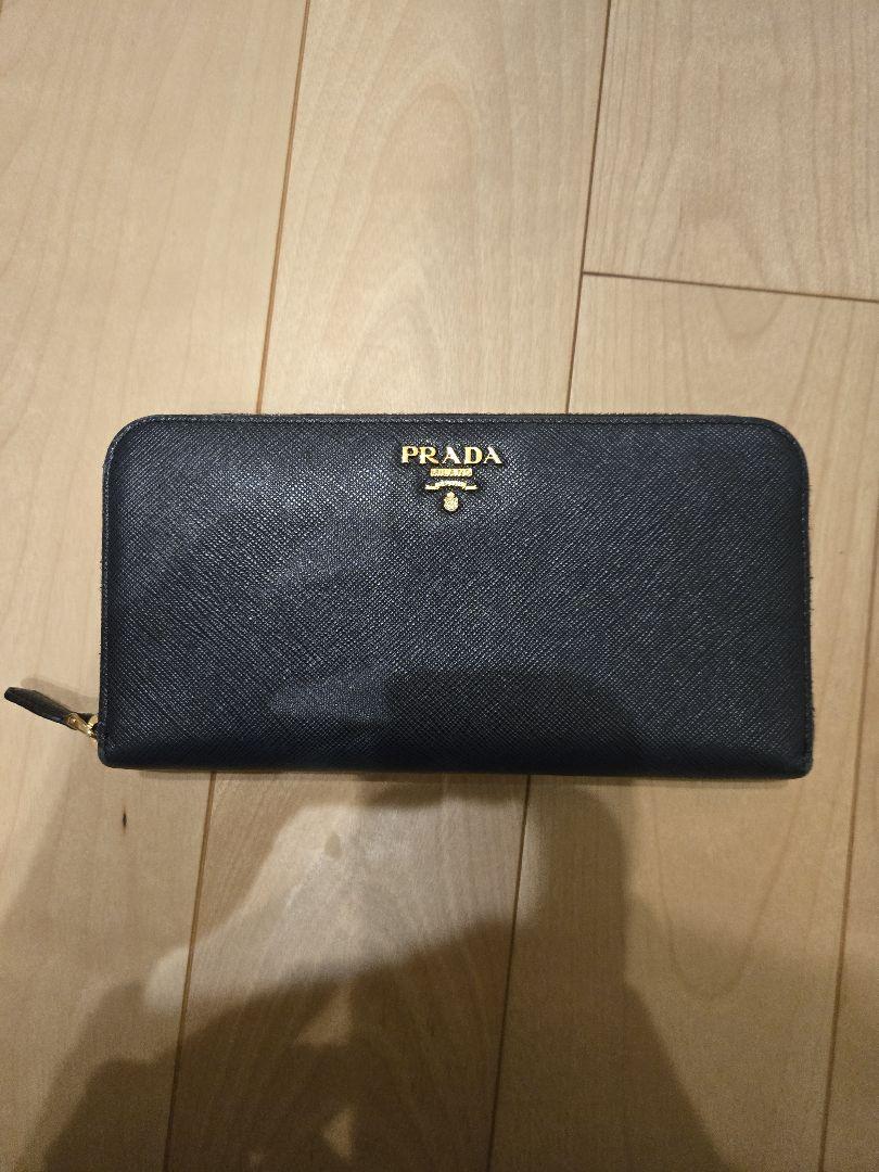 PRADA ネイビー レザー 長財布