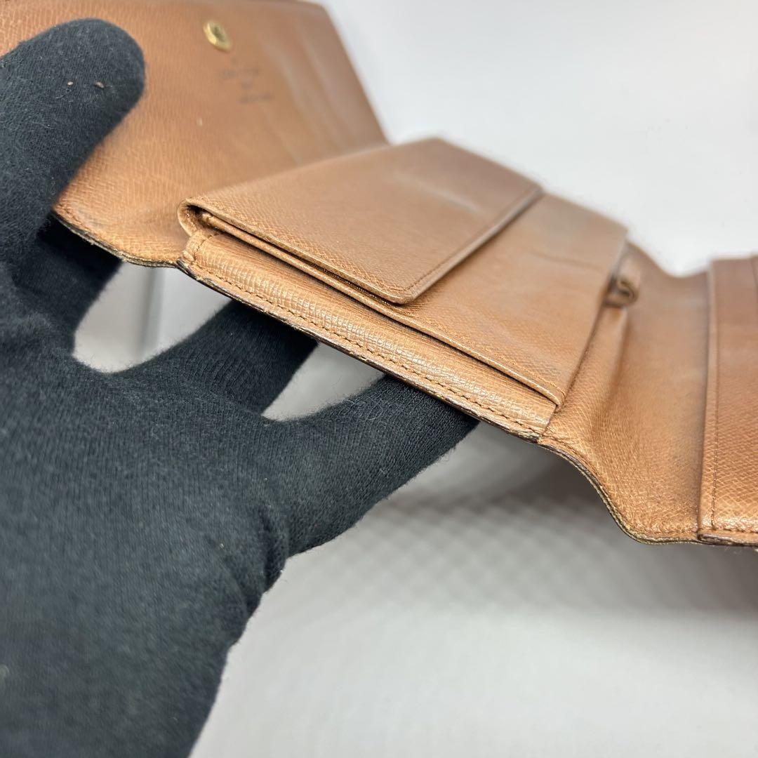 LOUIS VUITTON　ルイヴィトン　ポルトトレゾール インターナショナル