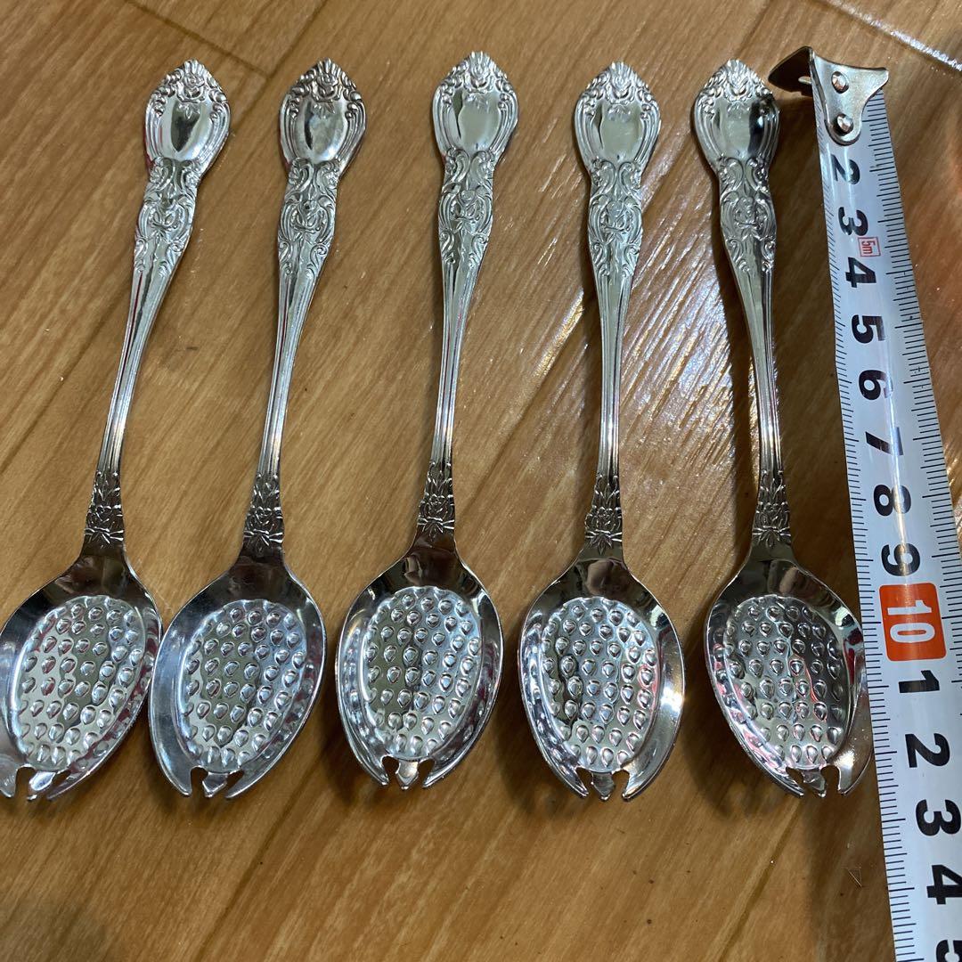 ♥️いちご柄ブランケット♥️イチゴ雑貨 苺スプーン コロコロ フランネルシングル毛布