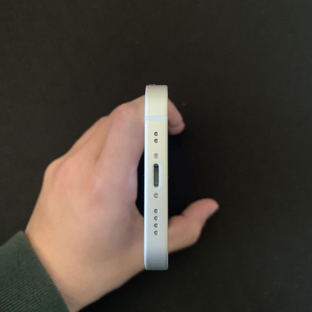 アップル　iPhone13mini 128GB SIMフリー