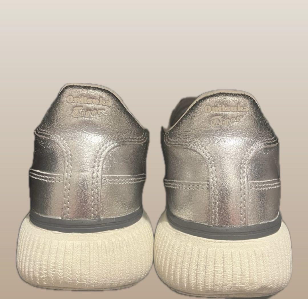 Onitsuka Tiger DELECITY シルバー レザー スニーカー