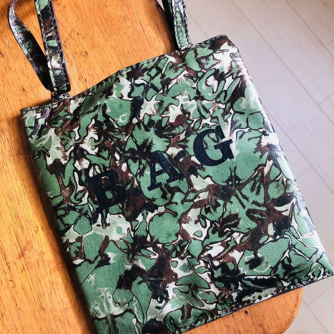 新品ま未使用 エバゴス ebagos B.A.G ロゴ入り ミニトート 新品ま未使用 エバゴス ebagos B.A.G ロゴ入り ミニトート