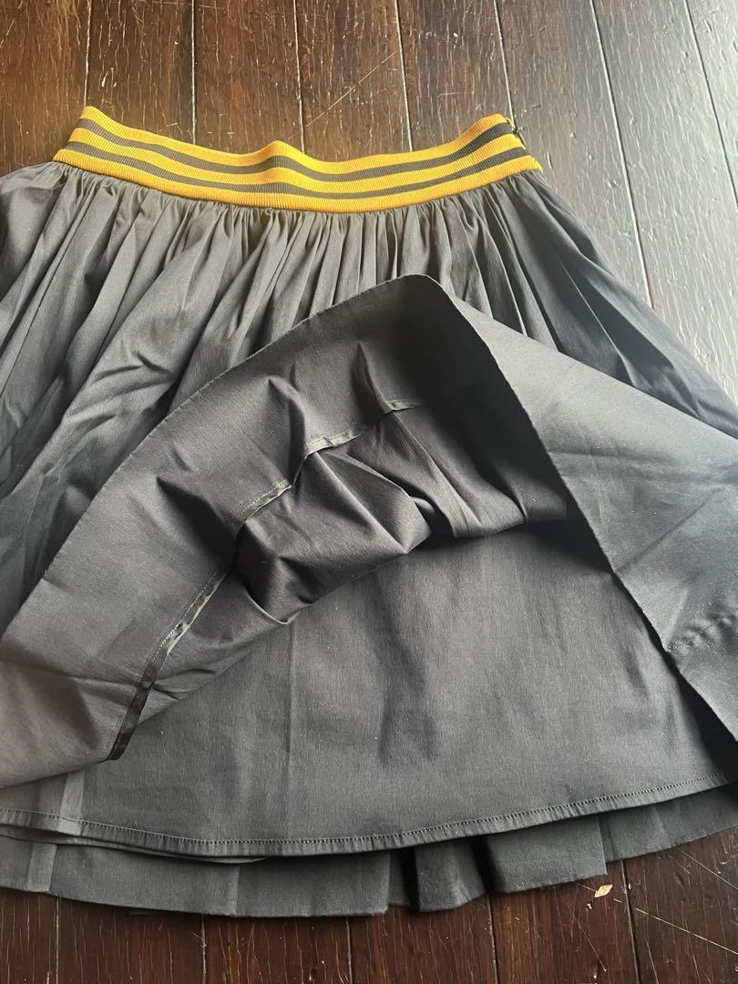 Prada スカート