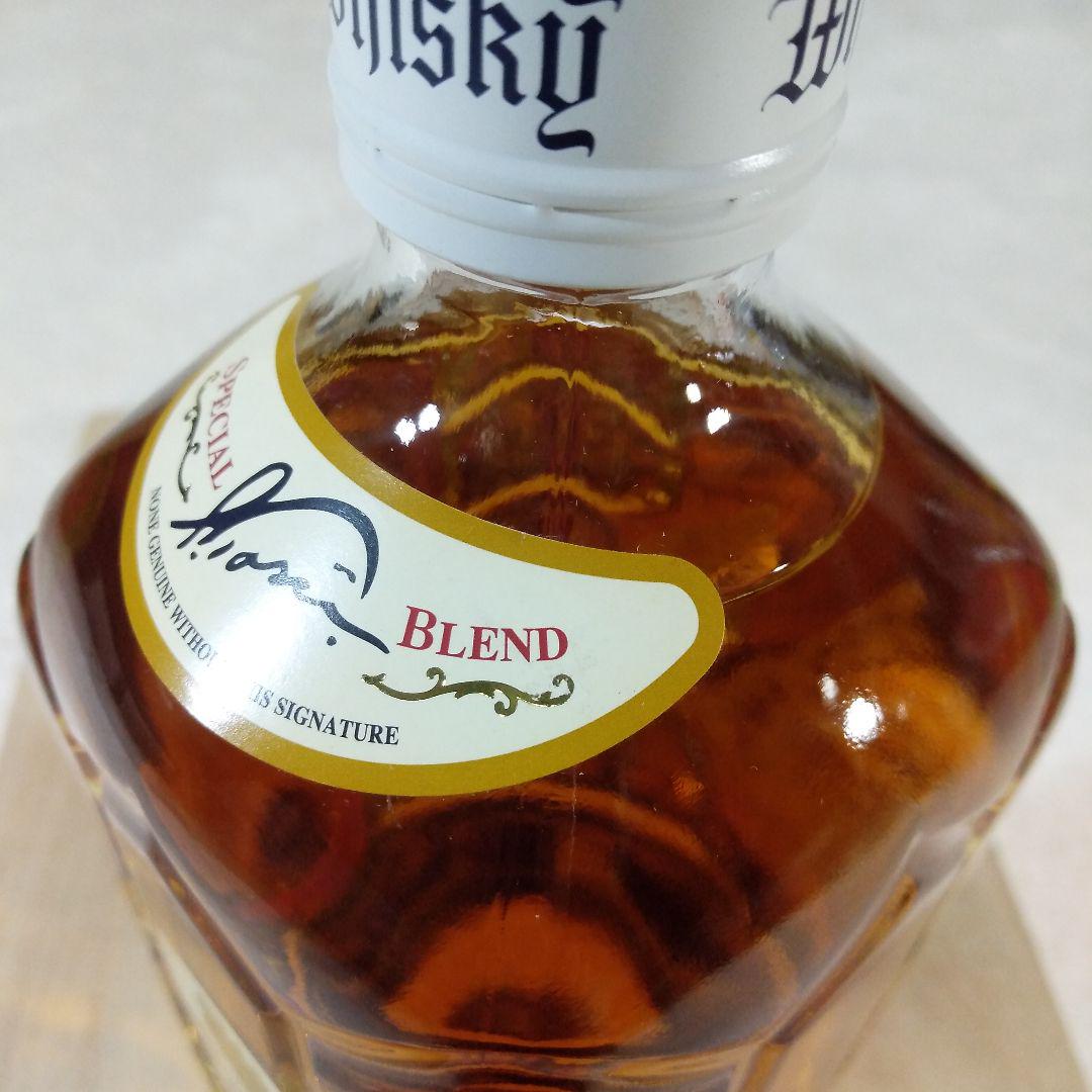 白角　淡麗辛口　700ml　40%　モルト　サントリー　ウイスキー　角瓶
