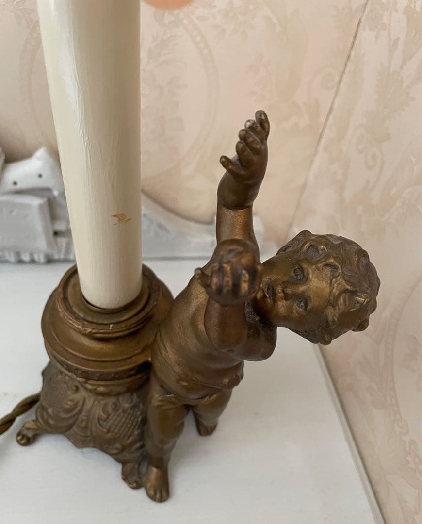 フランスアンティーク　エンジェル天使なテーブルランプ フリルシェード付