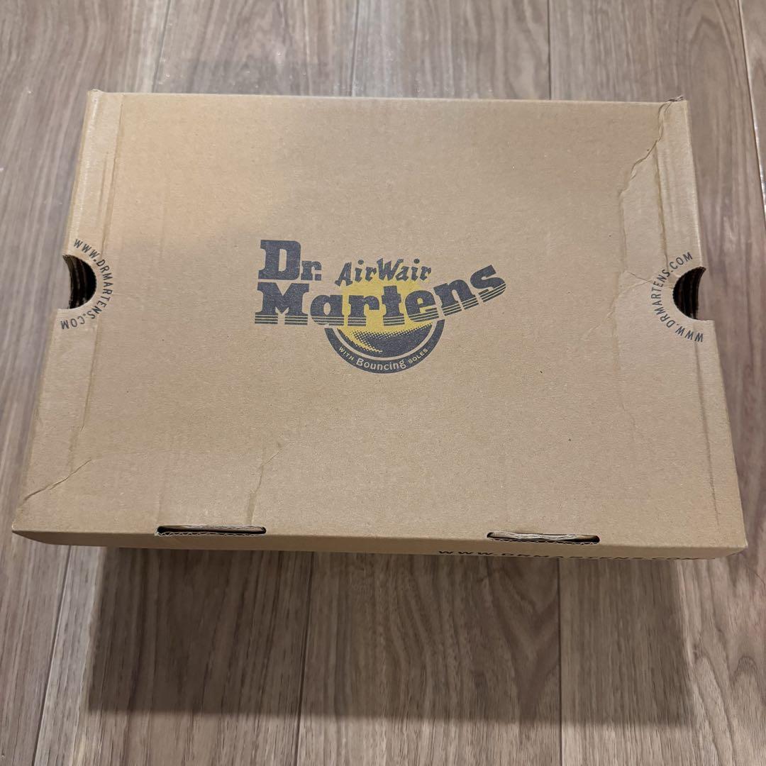 靴 Dr.Martens Mackaye