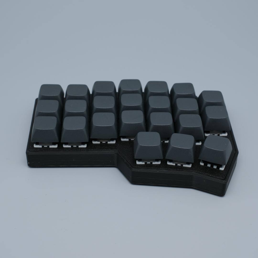 corne v4 deep sea linear 左右分割キーボード corne v4 deep sea linear 左右分割キーボード - メルカリ