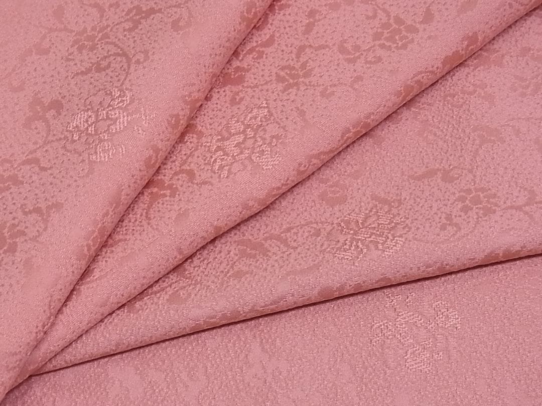 ♦︎きもの結♦︎色無地　地紋起こし　更紗花文　薄紅色　正絹♦︎sa055