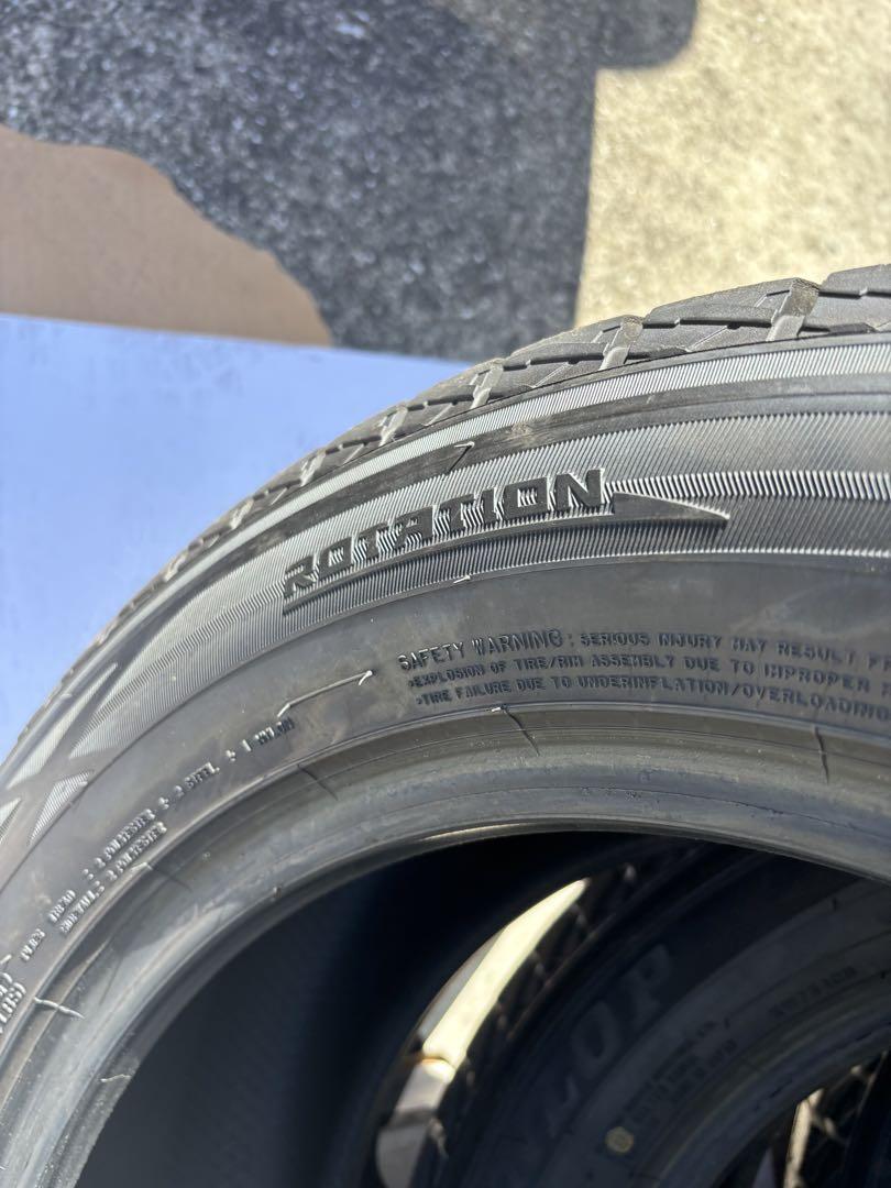 235/55R18   ダンロップスタッドレスタイヤ4本