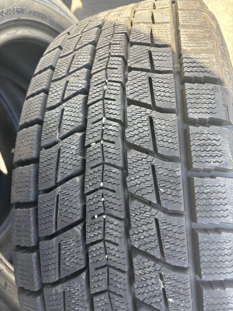 235/55R18   ダンロップスタッドレスタイヤ4本