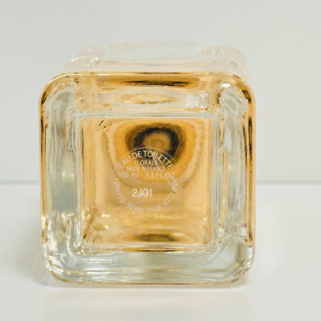 新品　ジバンシー　オードモワゼル　フローラル　オードトワレ　香水　100ml