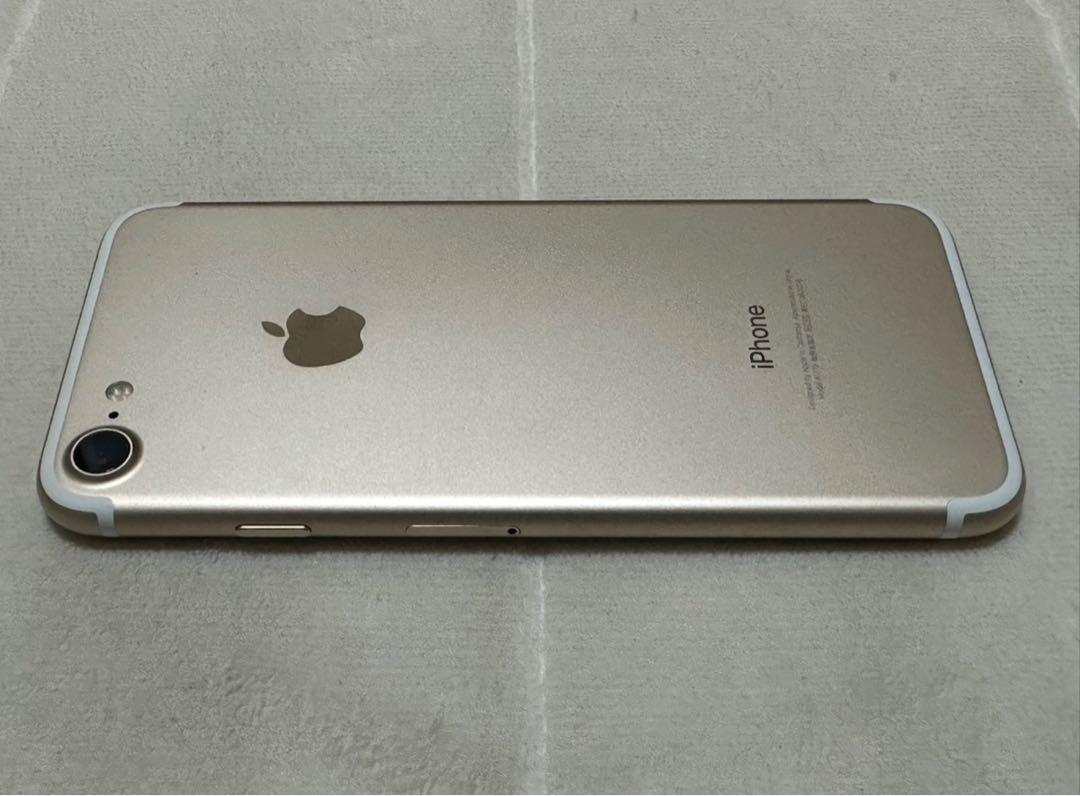 る*な様 iPhone7 128GB SIMフリー