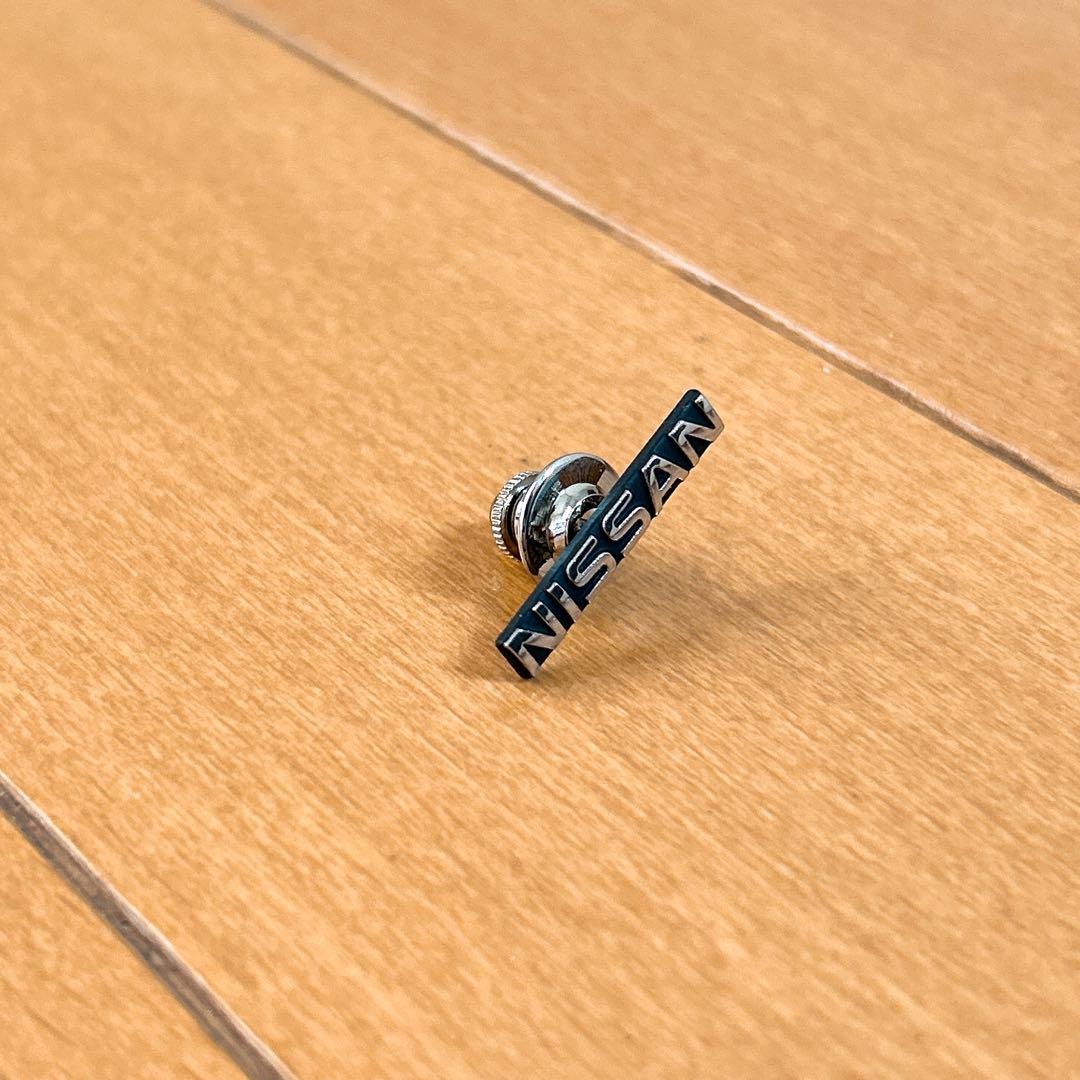 ✨美品✨ NISSAN 日産自動車 社章 ピン2個セット ロゴ ブランドシンボル ✨美品✨ NISSAN 日産自動車 社章 ピン2個セット ロゴ ブランド