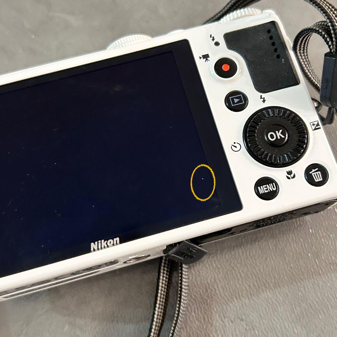 【 Nikon COOLPIX P310 】 ホワイト デジタルカメラ デジカメ
