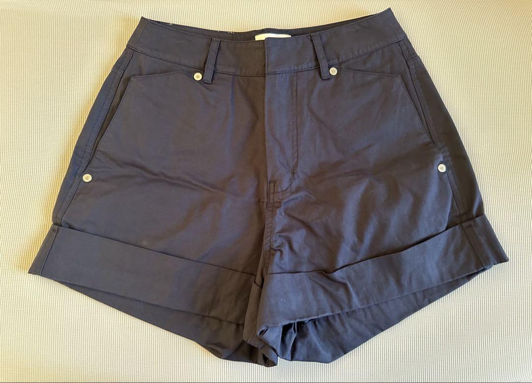SATUR ショートパンツ