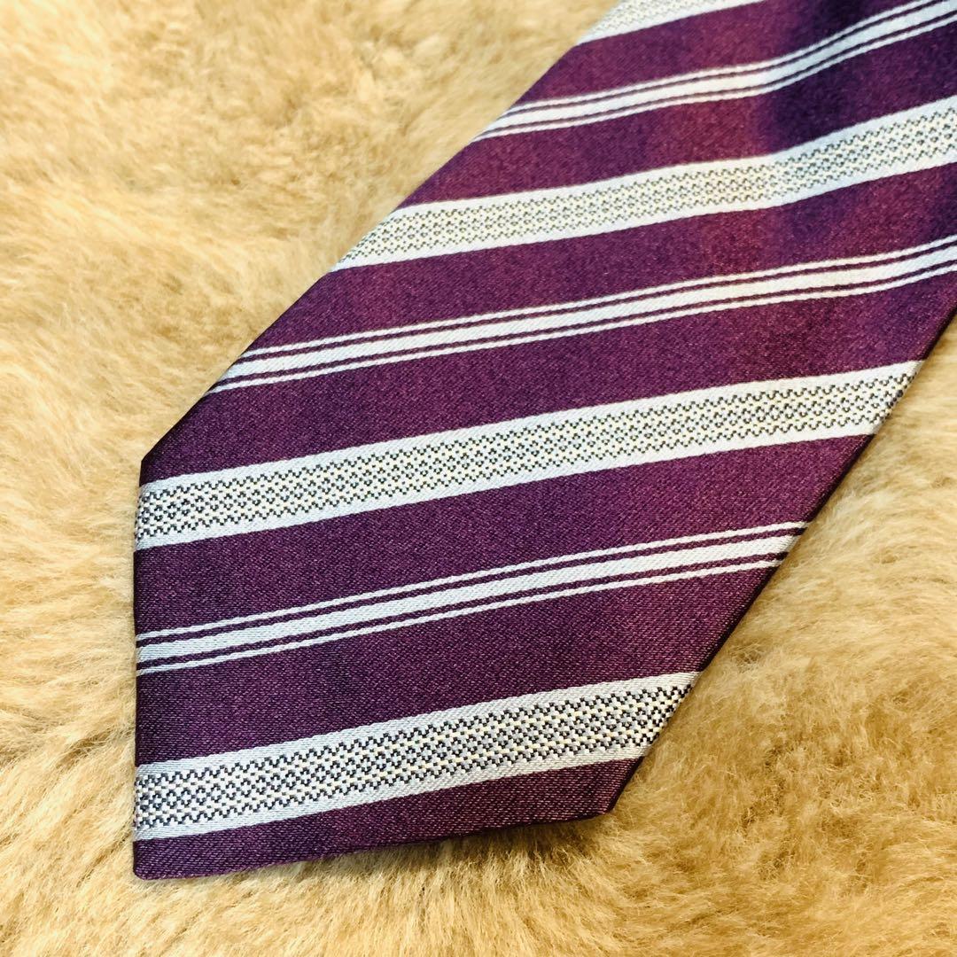 新品同様★Ermenegildo Zegna レジメンタルネクタイ 匿名配送