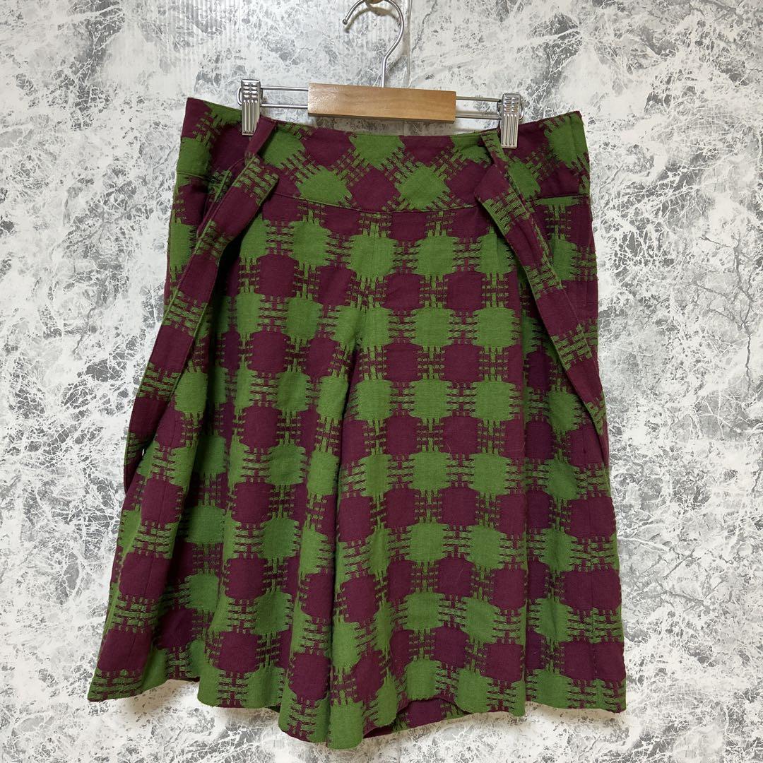 ホコモモラ　サスペンダー付刺繍ハーフパンツ　可愛い　カジュアル　おしゃれ