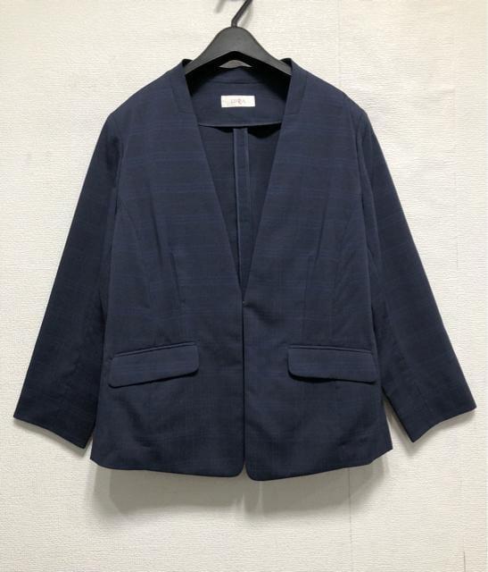 新品☆3L紺系ストライプ柄♪うす手ストレッチフレアスカートスーツ☆r683
