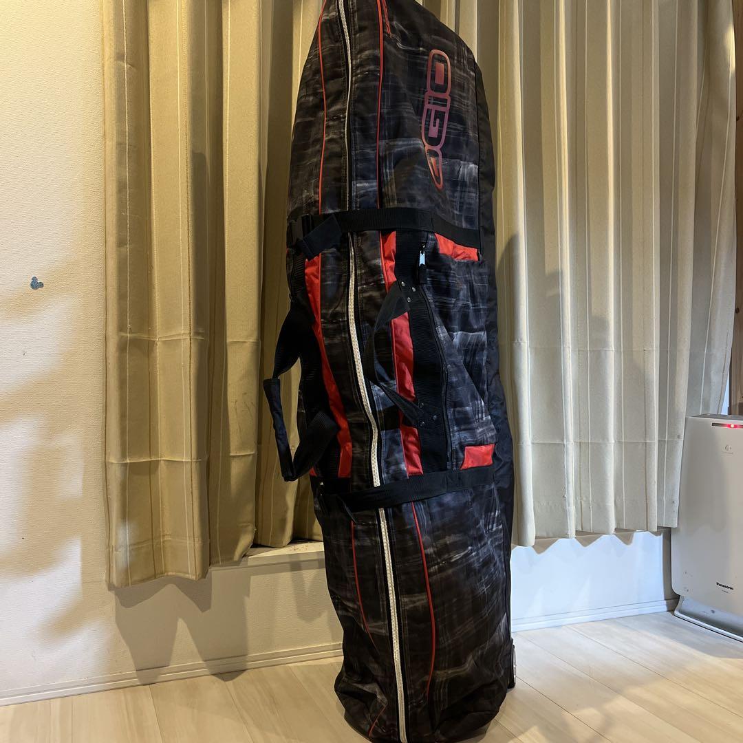 OGIO トラベルキャリィ　ブラック/レッド