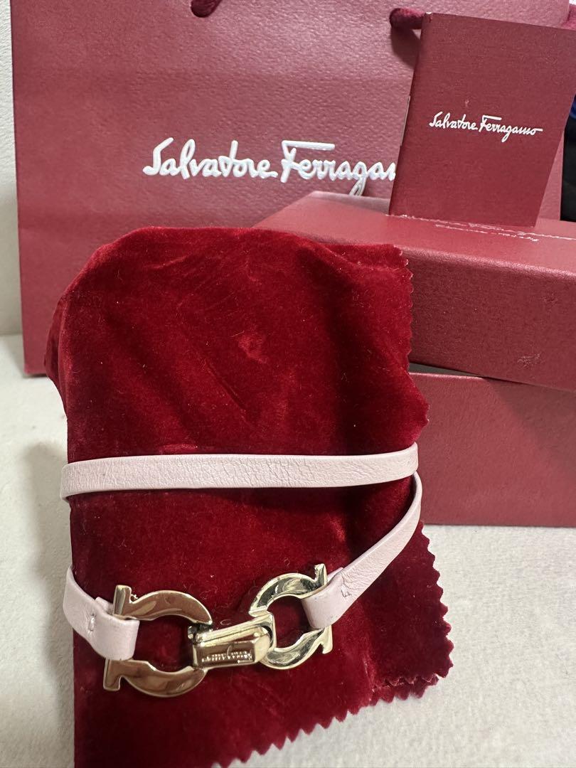 SALVATORE FERRAGAMO ブレスレット マカロンピンク レディース 楽天市場】フェラガモ ブレスレット ピンクの通販
