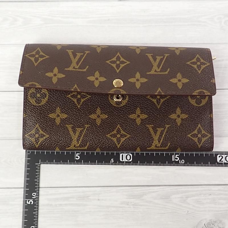 Vuitton モノグラム