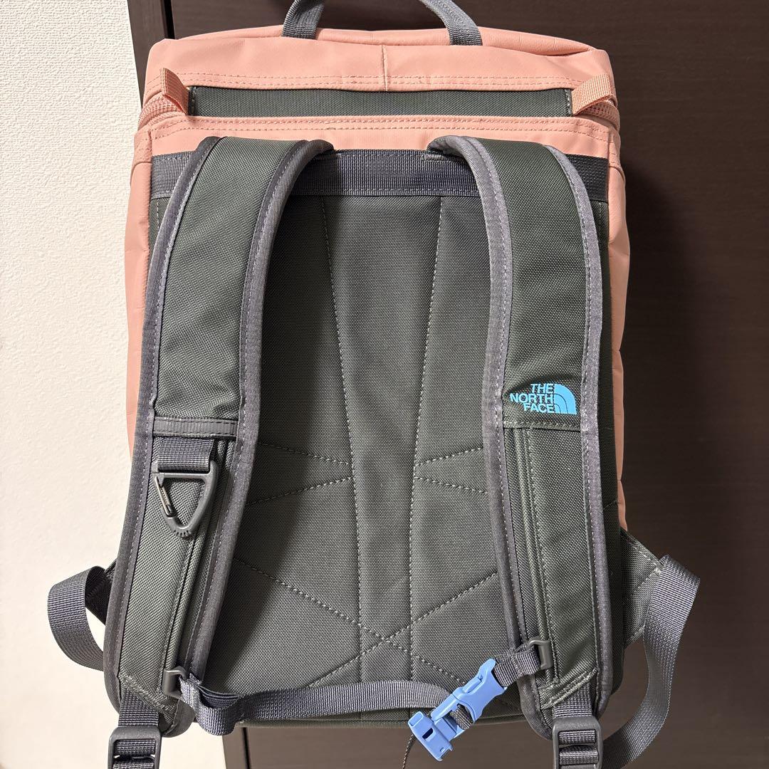 【完売品】ノースフェイス 21L リュック　ピンク　ジュニアキッズ　レディース