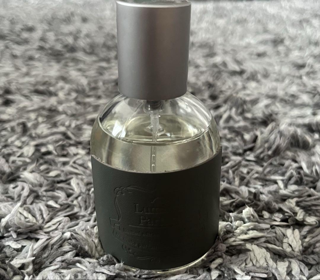 Lumiere Perfume 香水
