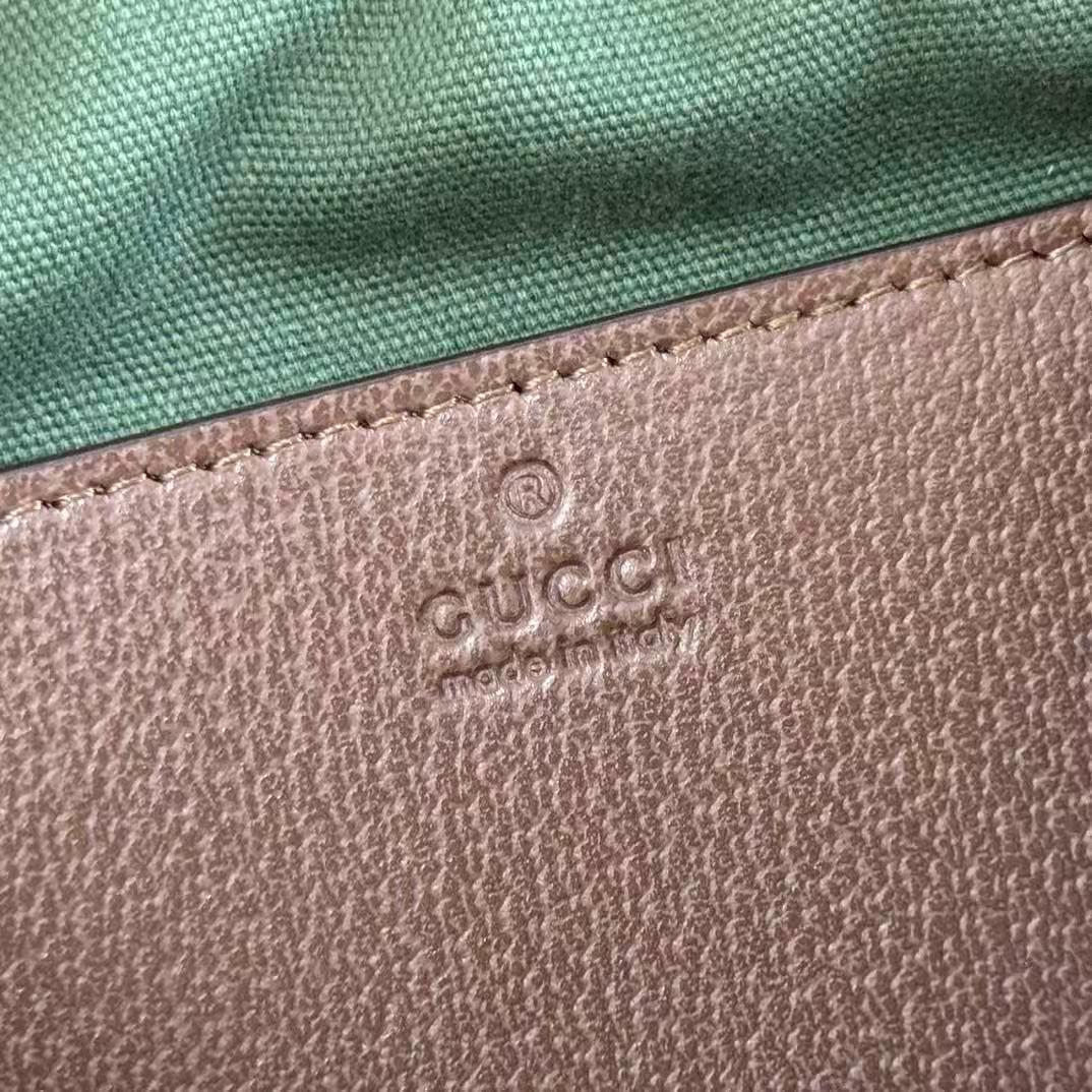 GUCCI GGキャンバス ショルダーバッグ GUCCI GGキャンバス ショルダーバッグ