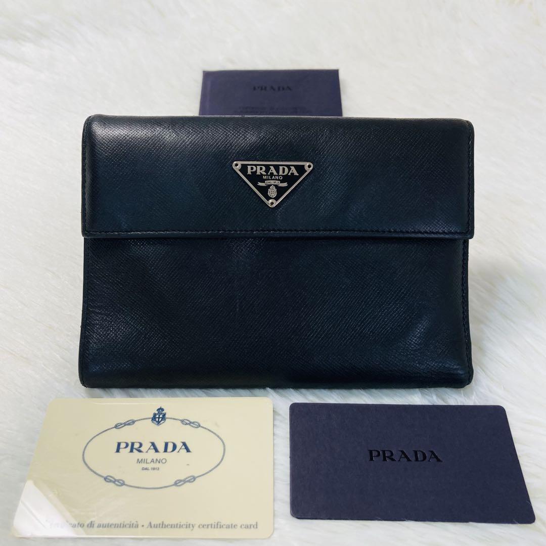 お買い得品　PRADA プラダ　三つ折り　財布　レザー　黒　三角ロゴ お買い得品 PRADA プラダ 付属品 三つ折り 財布 三角ロゴ 黒
