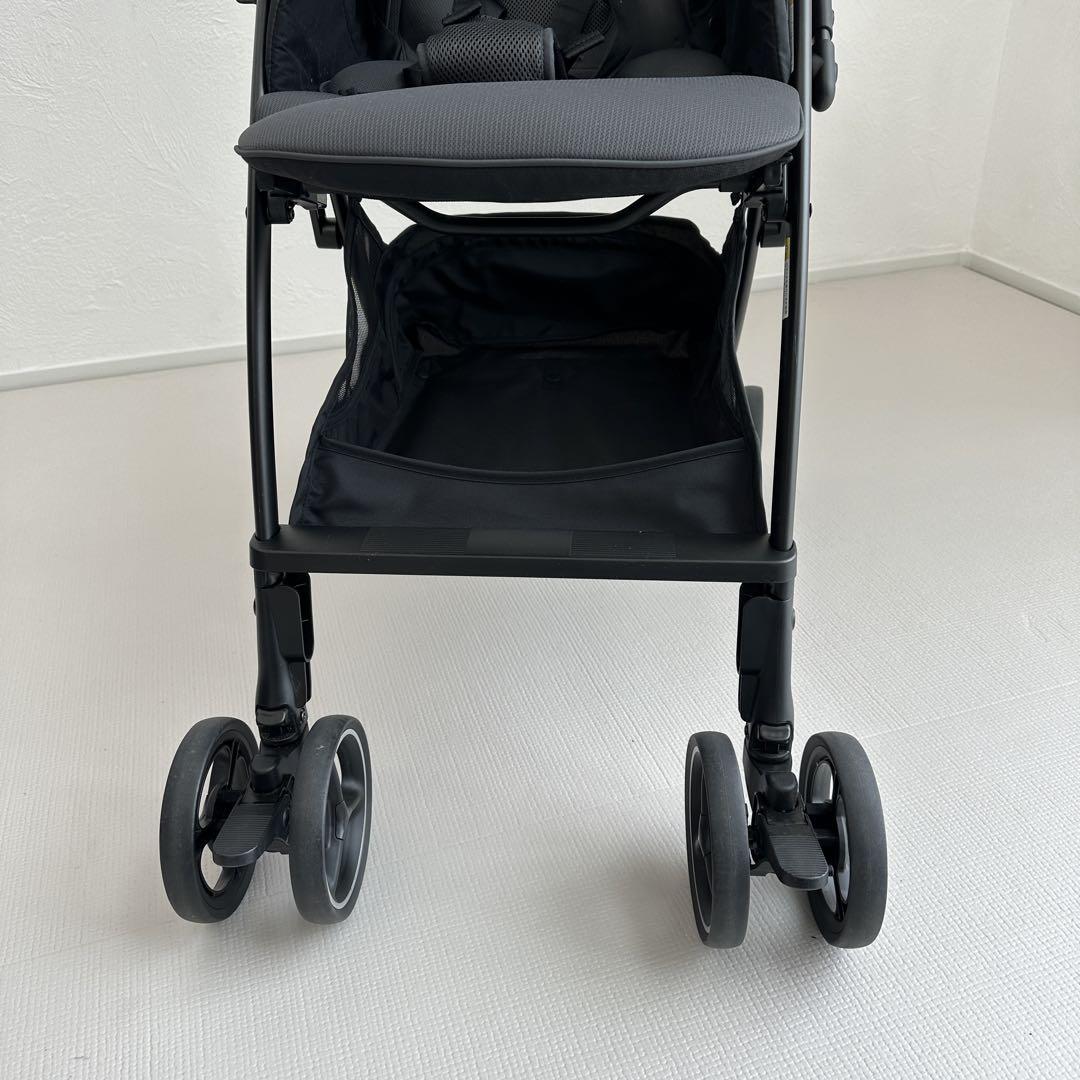 t*i様 【美品】アップリカ　ラクーナクッション　AG ベビーカー　AB型