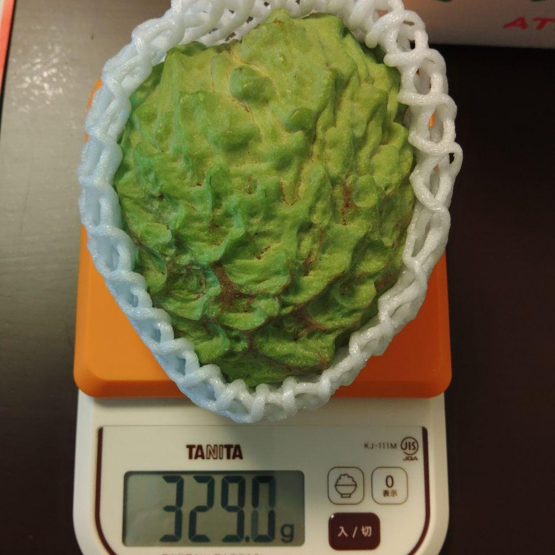 箱番号2.B級中玉アテモヤ1888g