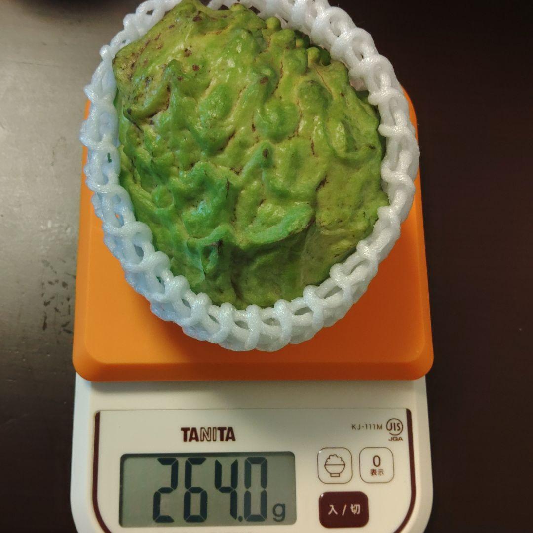 箱番号2.B級中玉アテモヤ1888g