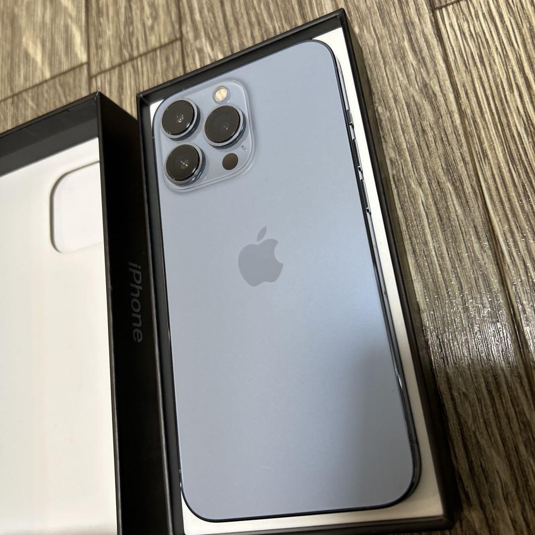 Apple iPhone 13 Pro シエラブルー