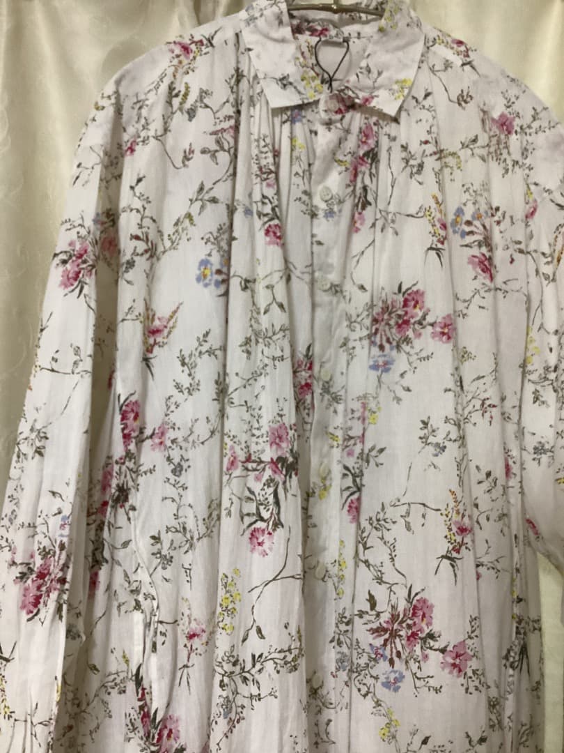 45Rインドカデイ森花プリントくしゅくしゅドレス(タグ付き) 45Rインドカデイ森花プリントくしゅくしゅドレス(タグ付き)