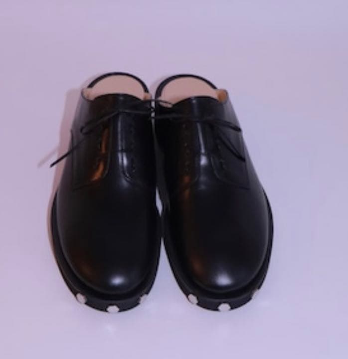 人気デザイナー 5/22までセール OUAT MORSE SPACE MULES 定価49500