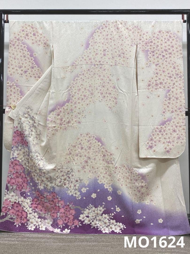 振袖 豪華 銀通し 刺繍 銀駒 紋意匠 身丈164cm